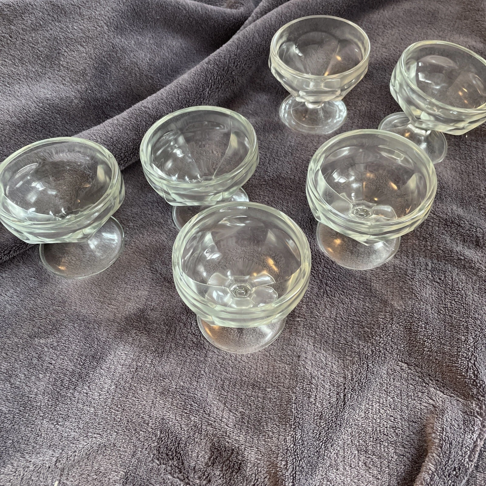 Vintage 6 Single Scoop Glass Footed Ice Cream Dishes Excellent Condition