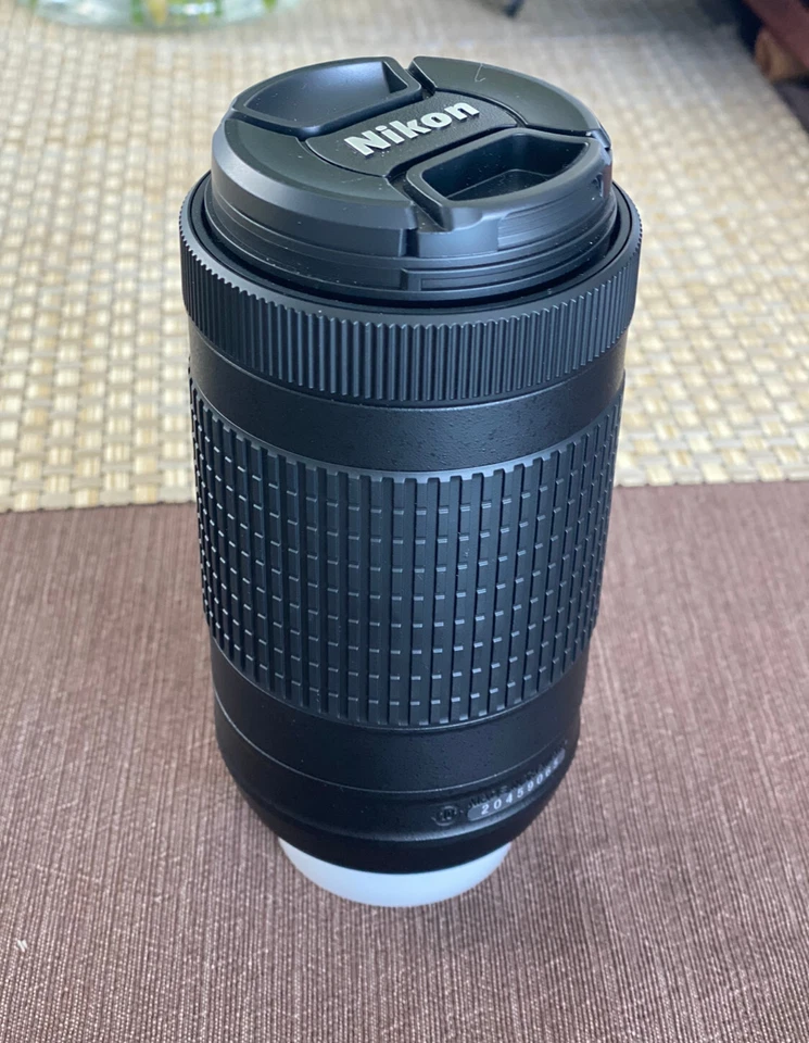 Nikon D3400 Digital SLR Camera with 24.2 Megapixels and 18-55mm and 70-300mm  - Image 4 of 4