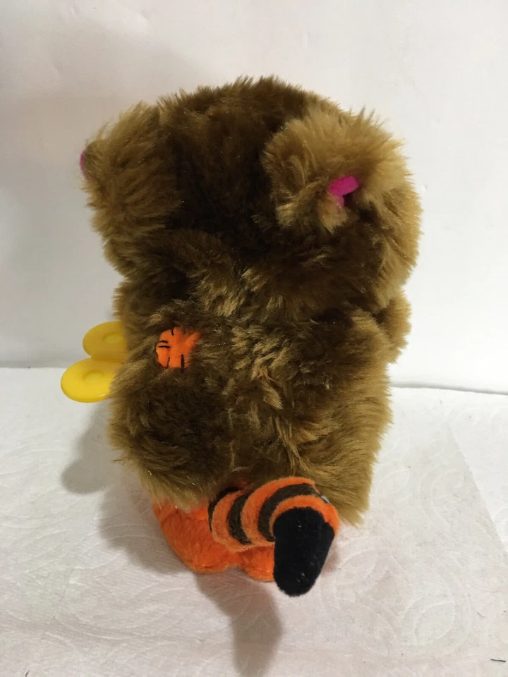 Disney Store Wind Up Hopping “Werewolf Tigger” funciona, con etiquetas difícil de encontrar  Foto 4 de 4