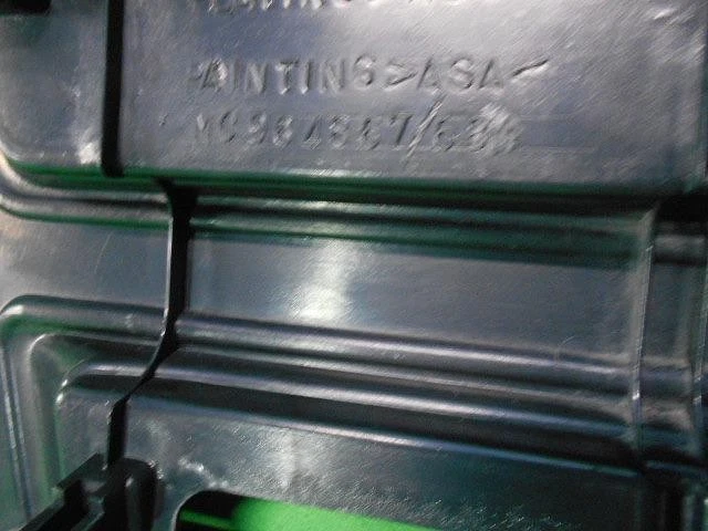 JDM Mitsubishi Fuso Fighter FK61FJ Radiator Grille Grill Used - Image 2 of 4