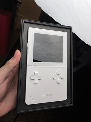 Analogue Pocket Handheld Console [white] - [Mint]