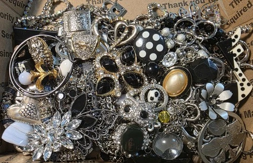2 Lb Costume Jewelry VTG Modern Craft Junk Lot Wearable Untested Lot 22 B/W