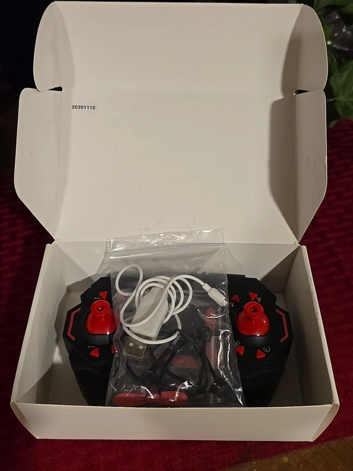 Holy Stone HS190 Drone for Kids Mini Drone with One-Key Takeoff/Landing 3D Flips - Image 4 of 4