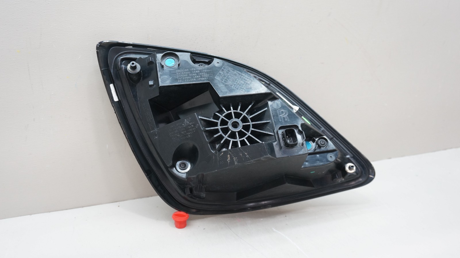 2021-2023 ROLLS ROYCE GHOST REAR RIGHT PASSENGER SIDE TAIL LIGHT OEM