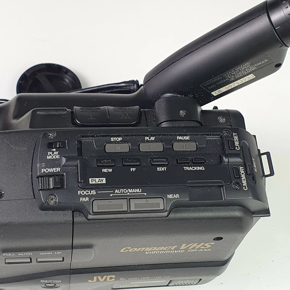 JVC Compact VHS VideoMovie GR-AX5EG 8x Zoom Lens/Low lux Made In Japan - Imagen 4 de 4