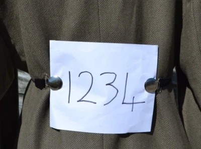 COMPETITION EVENT MIT ZAHLENCLIP * SAMT & ELASTISCH * RUND * SCHWARZ *