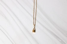 Cadena Moderna Dije De Candado Acero Inoxidable Cierre Palanca Chapado Oro 18k 