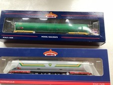 BACHMANN 38-111, 38-112A 100 TON TEA BOGIE TANK WAGON BP LIVERY