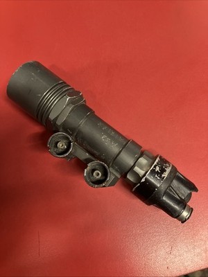 【実物•純正LED】 Surefire M951 Kit02 Tac Light SureFire M951 KIT02 WeaponLight with 65 Lumens for sale online | eBay
