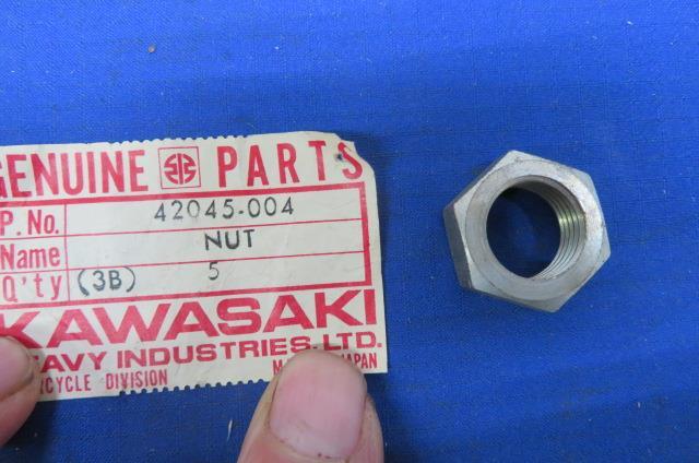 NOS Kawasaki # 42045-004 Axle Hub Nut, 16mm, G4 G5 KE KV OM11