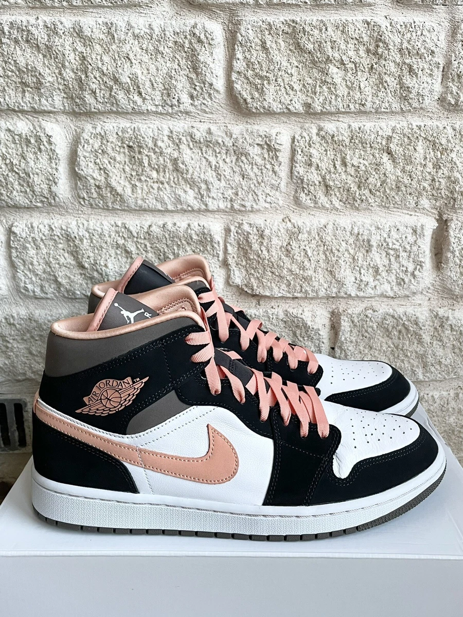 Nike SE Mocha