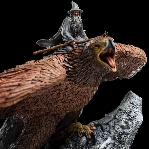 Weta Hobbit The Lord of the rings Gandalf On Gwaihir Statue Mini Scenario - Picture 5 of 9