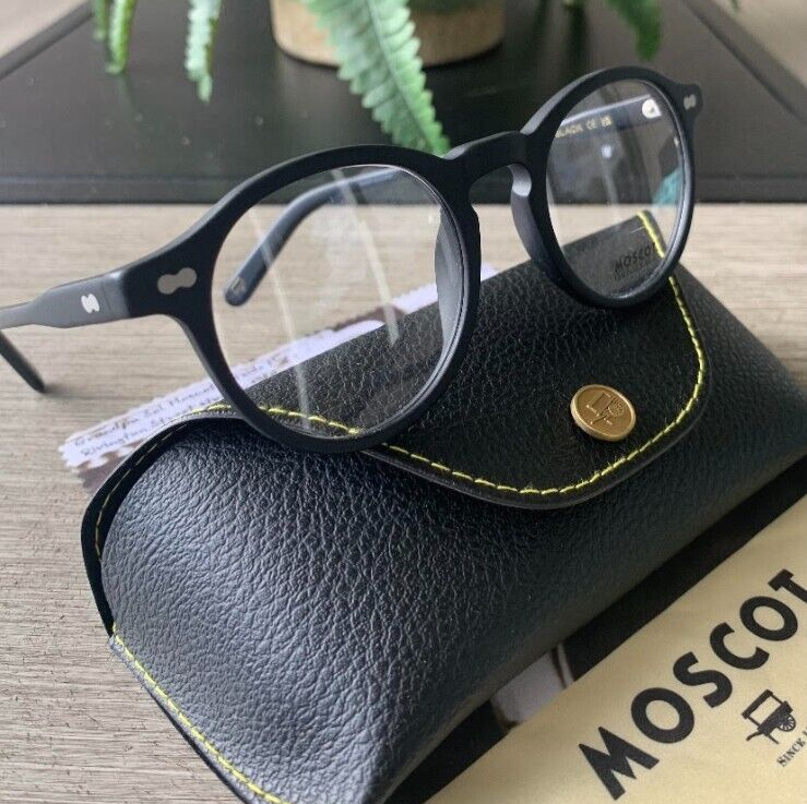 MOSCOT MILTZEN. Matte Black 49 eye size. | eBay