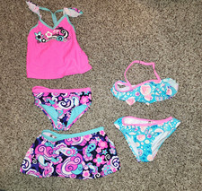 2 Girls Swimsuits Size 5 6 - 2pc  3pc LN/Very Clean Pet/Smoke Free