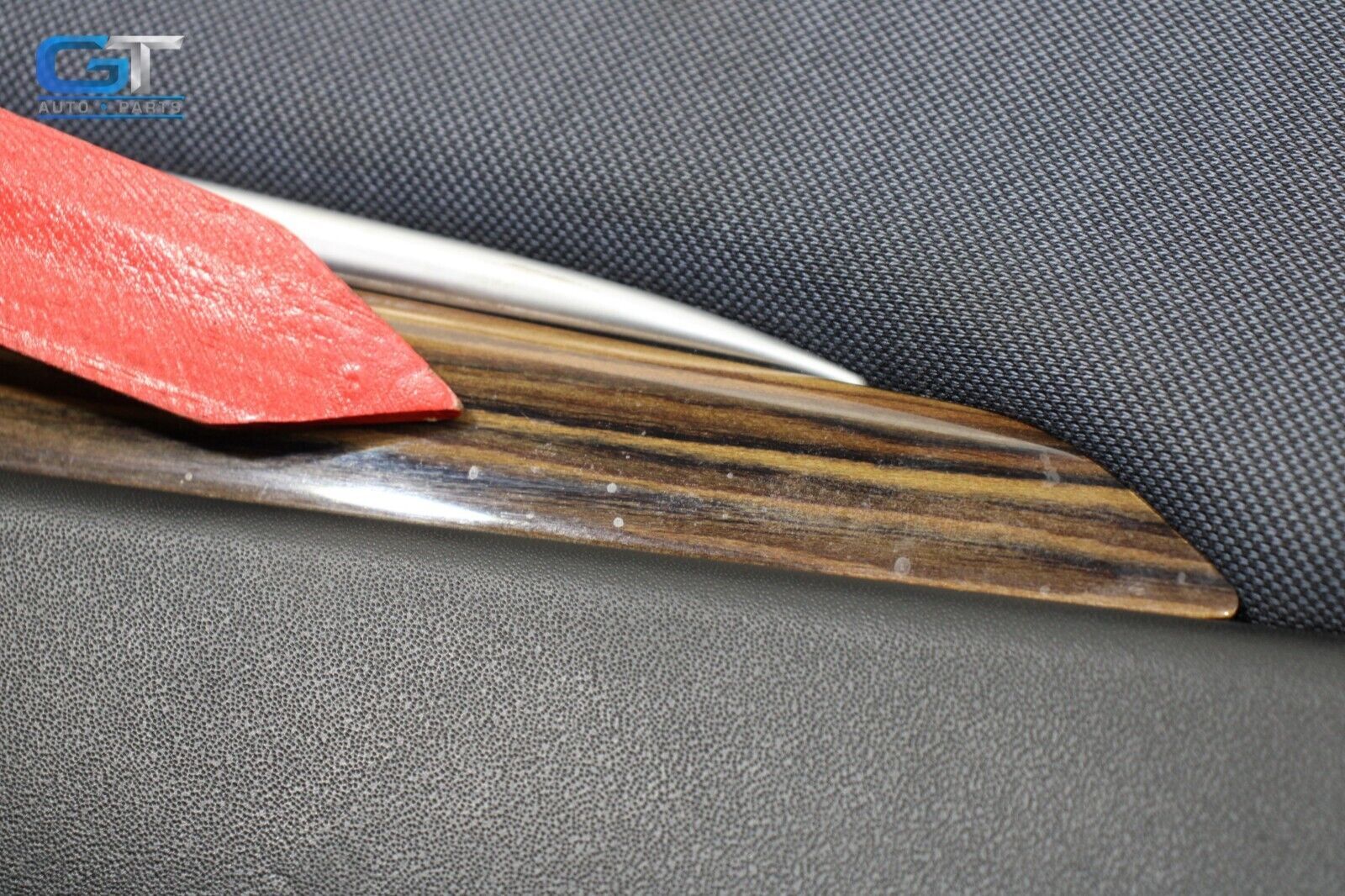 2017-2020 MASERATI LEVANTE FRONT LEFT SIDE INTERIOR DOOR PANEL TRIM COVER OEM