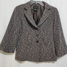 Tweed Blazer with three button closure and notch lapel Size 8