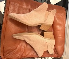 TAN ANKEL LENGTH BOOTS NEW