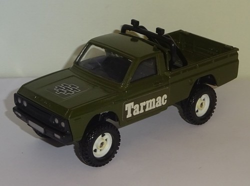 Corgi 495 Mazda 4x4 pickup - TARMAC - White wheels - Picture 2 of 3
