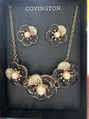 COVINGTON NECKLACE AND EARRING SET NIB JEWELRY