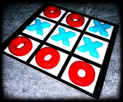 KNOTS AND CROSSES CHILDRENS GAMES TIC TAC TOE BOARD GAMES TOYS