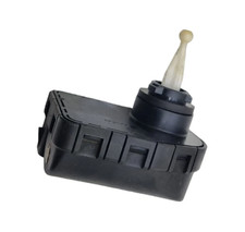 Opel Omega B Xenon LWR Stellmotor Leuchtweitenregulierung Leuchtweite 90565805