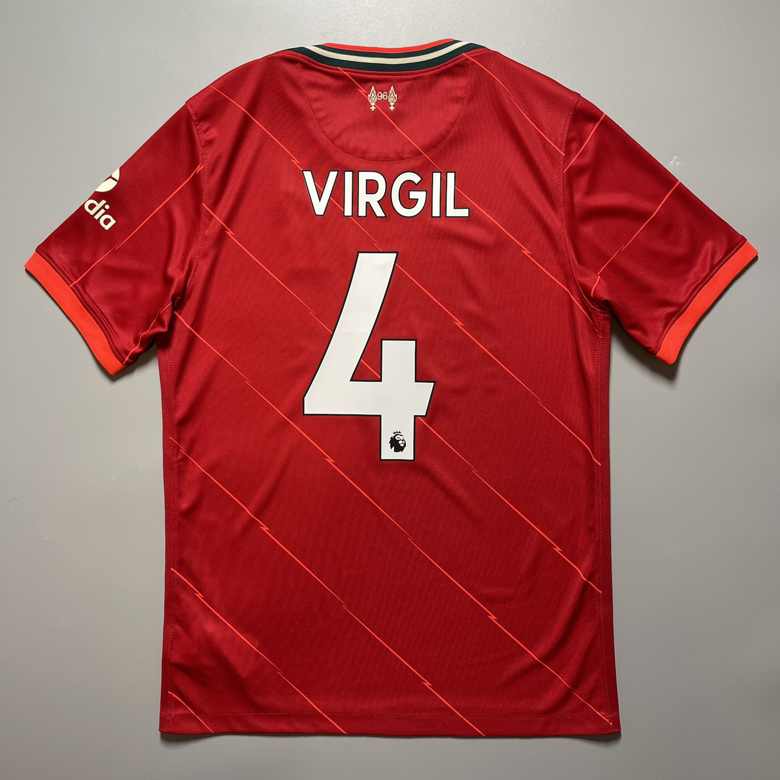 s-l1600.jpg s-l1600.jpg