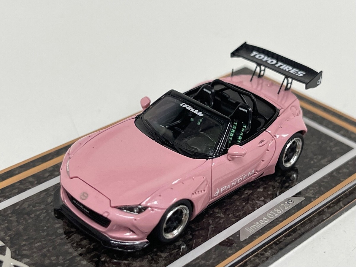 1/64 YM Model Mazda MX-5 Roadster Pink with Opening Hood Engine