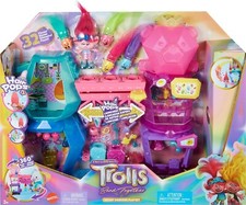 Trolls Band Together Mount Rageous Playset 32 Pieces