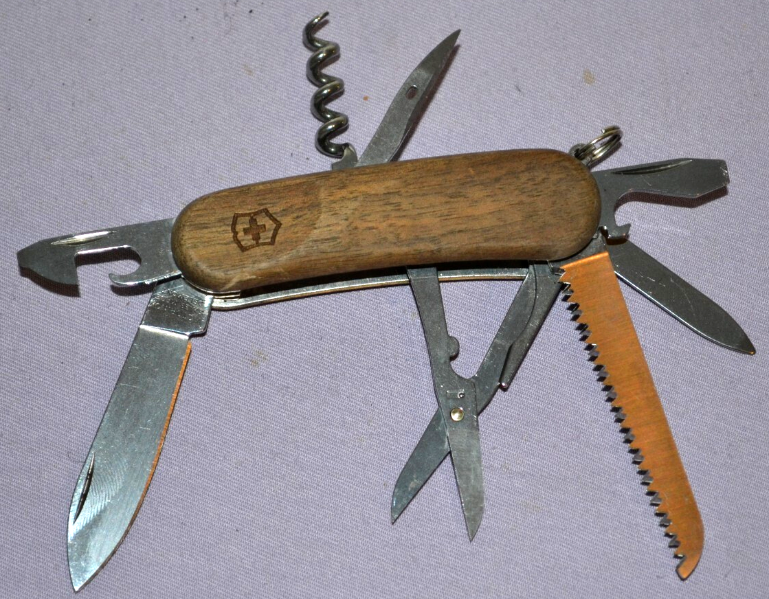 Victorinox Delemont Evo 17 Swiss Army 85mm Walnut Wood Handle