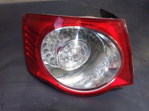 VOLKSWAGEN JETTA LEFT TAILLIGHT 1KM, 02/06-07/11 06 07 08 09 10 11