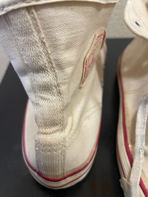 Sears Jeepers high top  (action footwear for men and boys) 
White 
9M 
96520-668 1960s Sears Jeepers creepers White Canvas High-Top Sneakers  main image 3