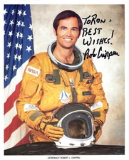 BOB CRIPPEN authentic hand signed 8x10 photo       NASA ASTRONAUT       TO RON