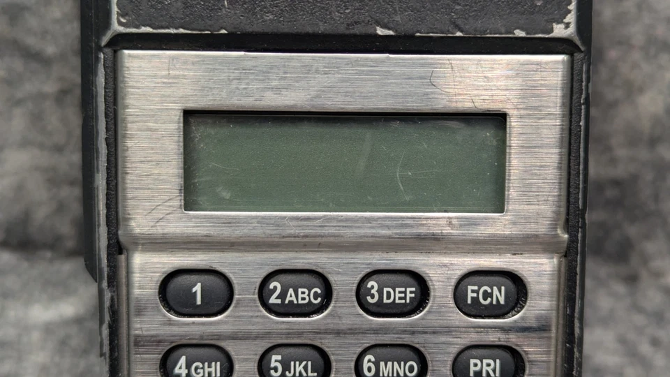 Radio portátil analógica Bendix King BK GPH5102XCMD VHF 136-174mhz Wildland Fire Foto 4 de 4