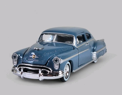 #ad 1950 OLDSMOBILE 88 Diorama Collectible DieCast Model Car 1:64 Blue LOOSE $12.99