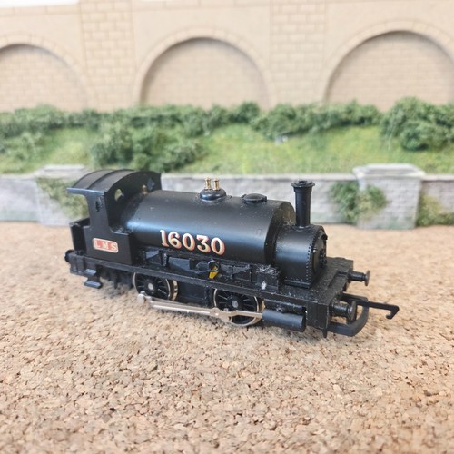 HORNBY RAILWAYS SPUR OO R337 KLASSE 0F 0-4-0 L.M.S. 16030 GRATISVERSAND | Condition: Used