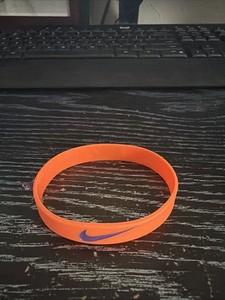 nike silicone wristbands 