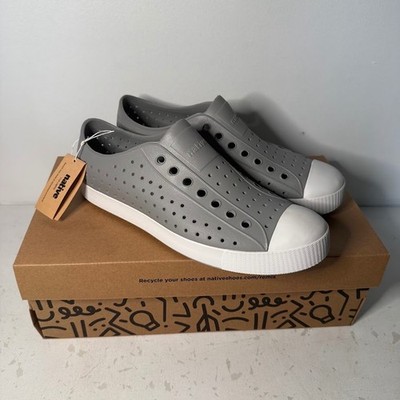 NEW Native Jefferson Pigeon Gray Shell White Mens SZ 10 Slip On Water Shoes