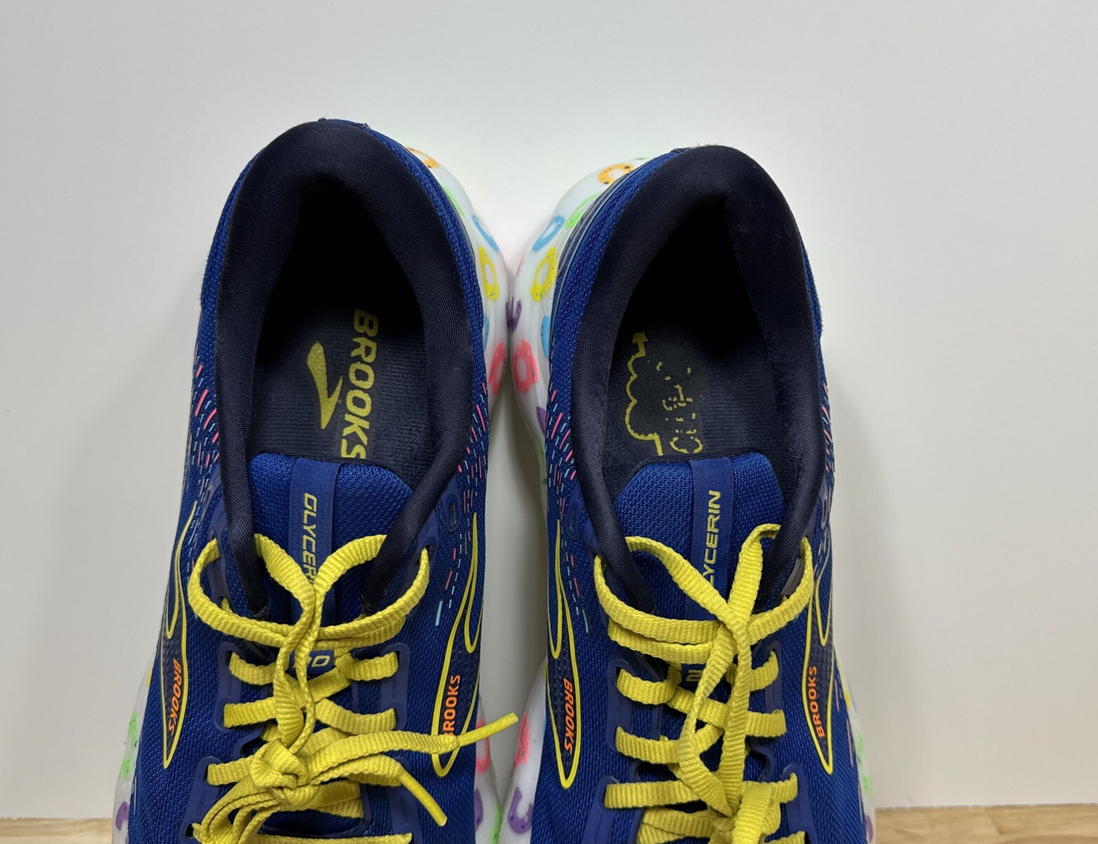 Brooks Bowl O' Brooks Glycerin 20 Running Shoe Mens 11.5 Cereal Blue