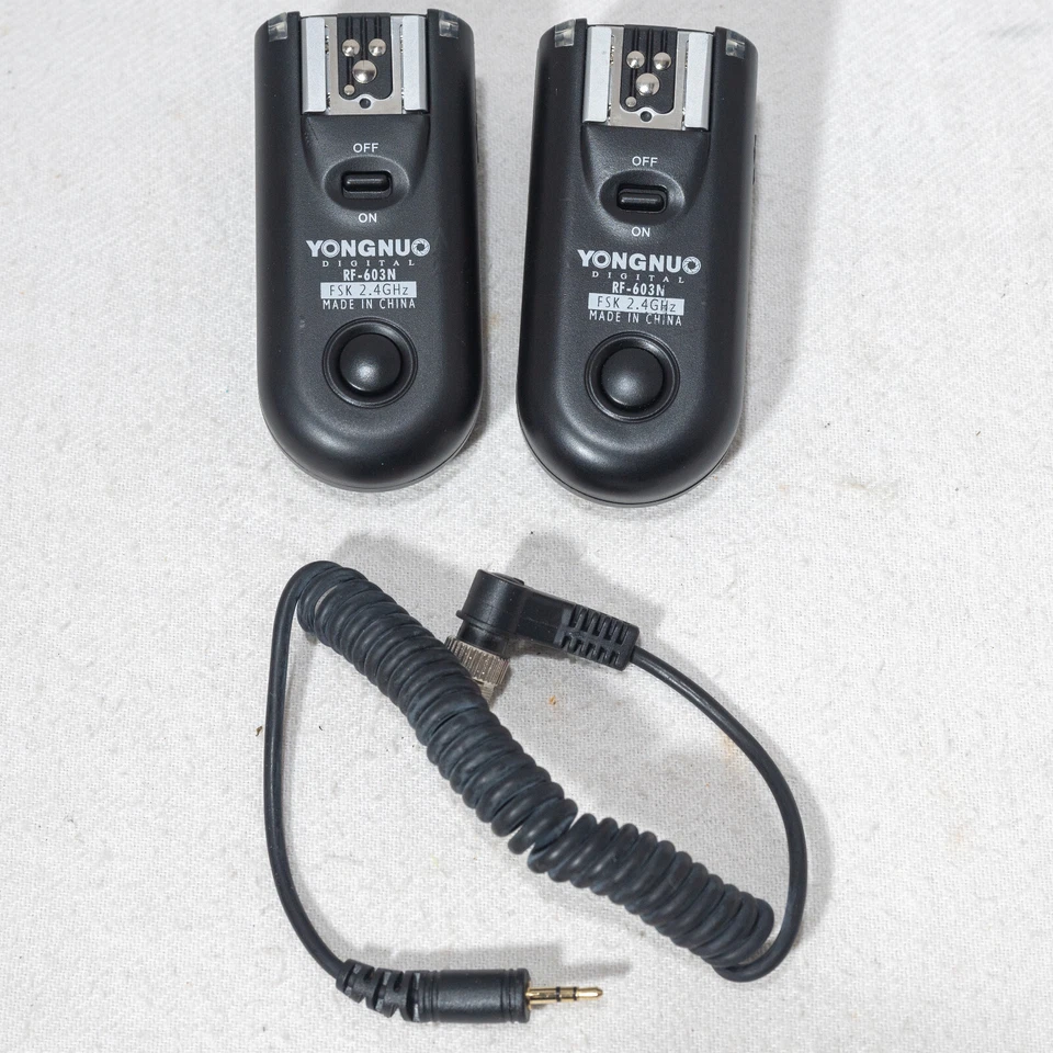 Yongnuo RF-603N x2 2.4G Wireless Remote Controller Trigger for Nikon N10 Pin - Image 2 of 4