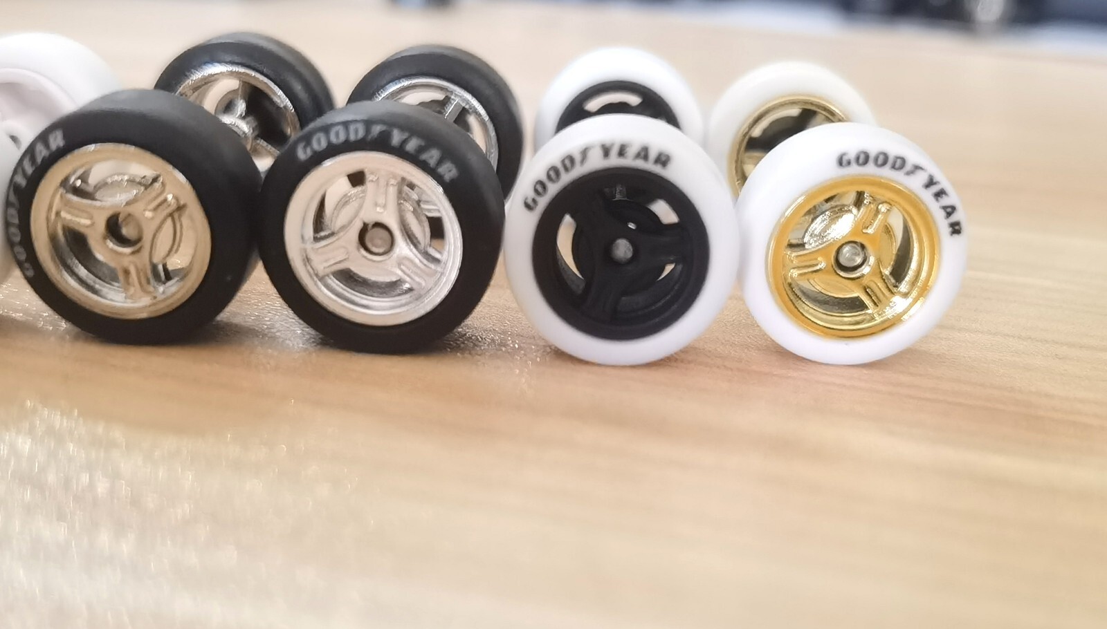 Hot Wheels 1:64 Fraser Campbell 3 spokes Mix Rims Mix Rubber Tires Lot ...
