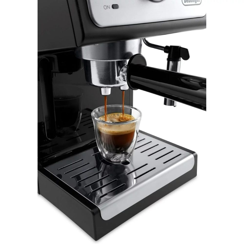 De'Longhi ECP3220 Espresso and Cappuccino Machine Silver/Black 15Bar