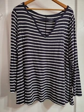 Lane Bryant Navy Striped V-neck Longsleeve T-shirt 18/20