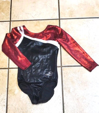 DREAMLIGHT Long Sleeve Gymnastics Leotard Child Size 6x-7 Red Black Sequins