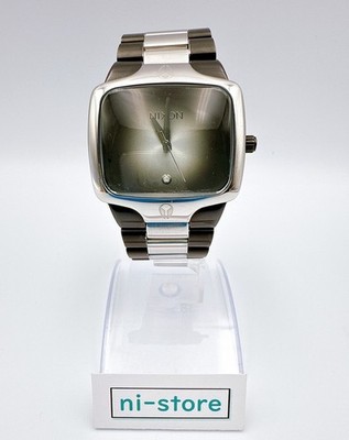 NIXON The Player Black Silver Color Quartz men's Watch New Battery - Rank B