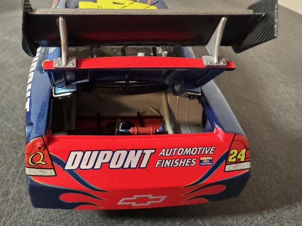 Modellino diecast NASCAR di JEFF GORDON, scala 1:24. - Immagine 3 di 4