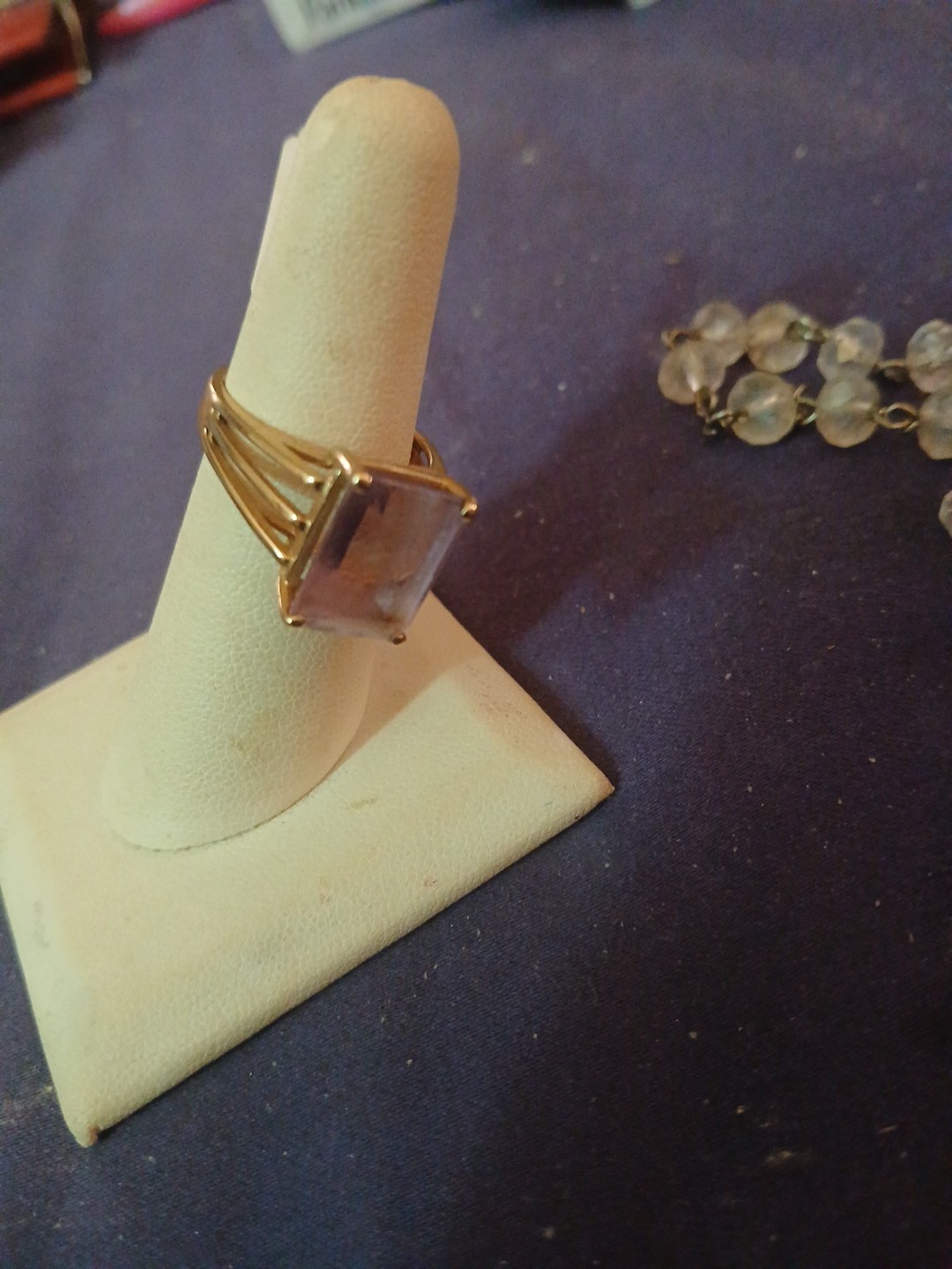 10K SOLID GOLD YELLOW AMETHYST RING - image 3