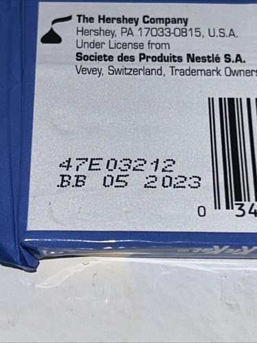 NEW 3 Kit Kat Blueberry Muffin Flavored Creme Wafers FREE WORLDWIDE SHIPPING - Picture 3 of 3