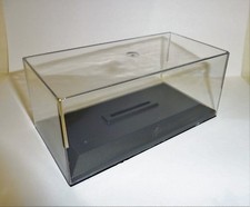 LOT DE 10 boites vitrine cristal acrylique + socles pour voiture miniature 1/43 EUR 24,90 - FR