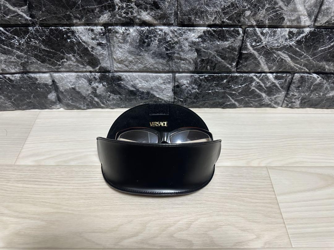 Versace Simple Sunglasses with Greca Pattern Stud… - image 5