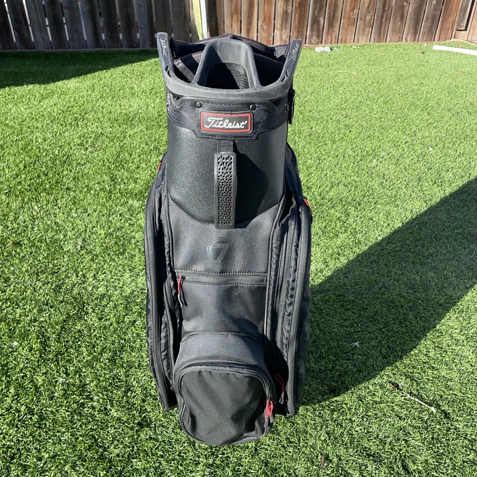 Titleist Club 7 手推车包黑色 7 路分隔单带高尔夫包红色口音 — 第 2/4 张图片